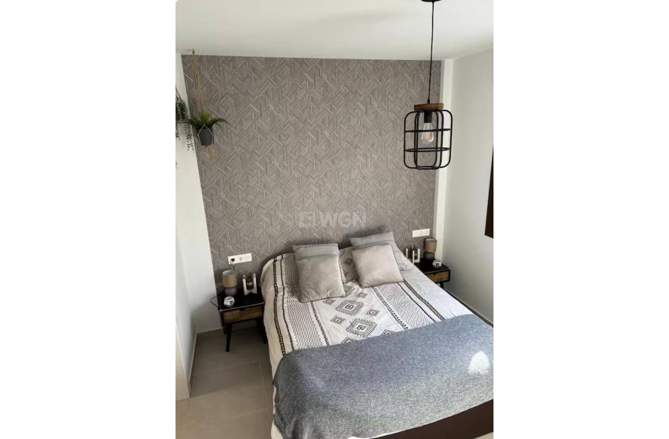 Odsprzedaż - Mieszkanie w bloku - San Pedro del Pinatar - CENTRO