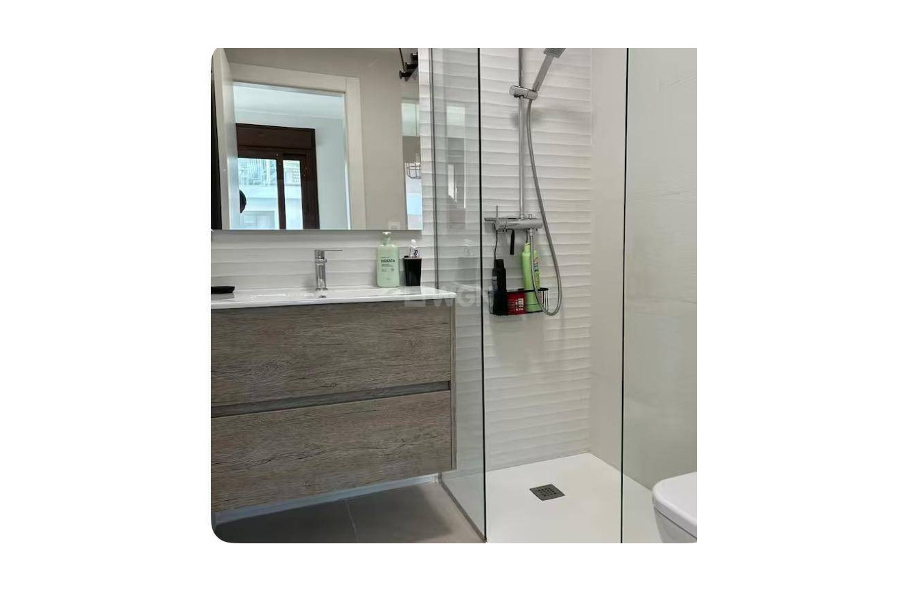 Odsprzedaż - Mieszkanie w bloku - San Pedro del Pinatar - CENTRO