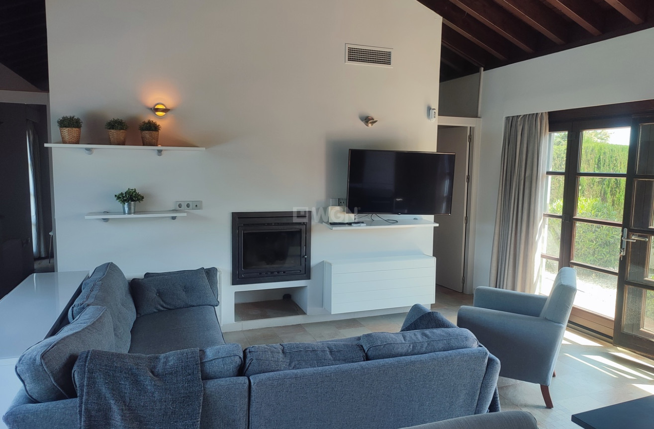 Odsprzedaż - Villa - Peraleja Golf - Inland