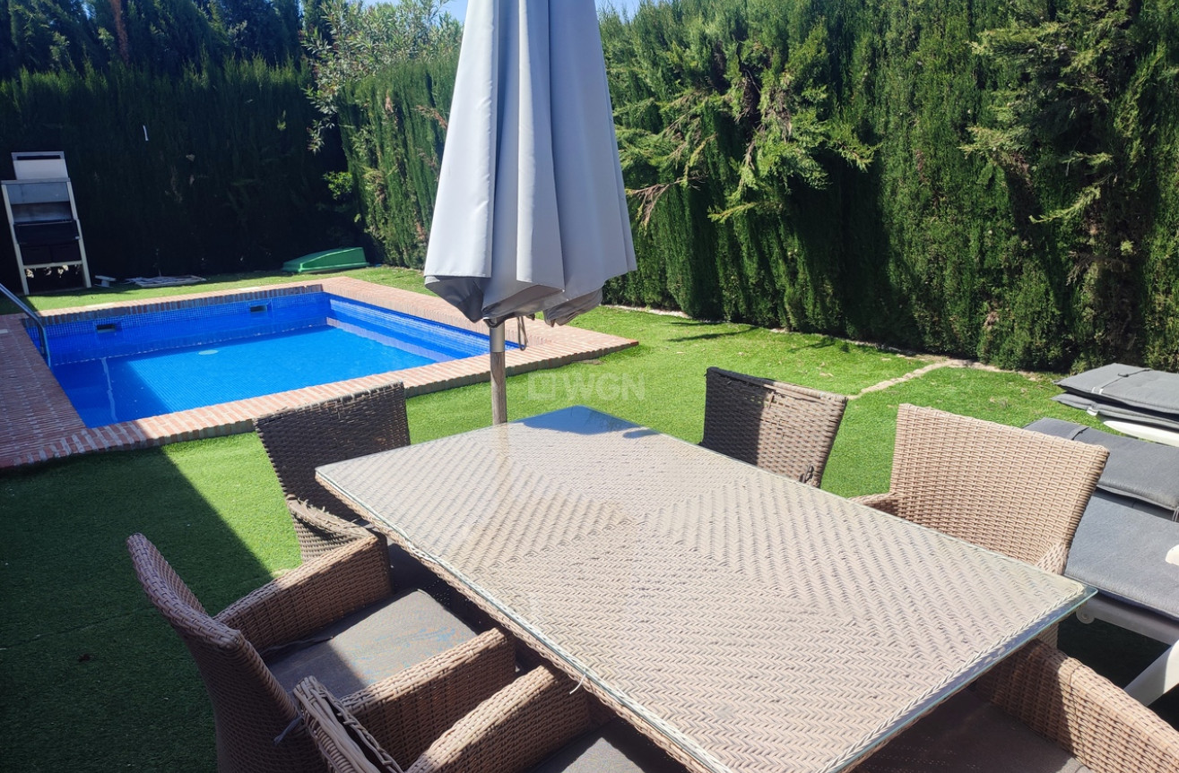 Odsprzedaż - Villa - Peraleja Golf - Inland