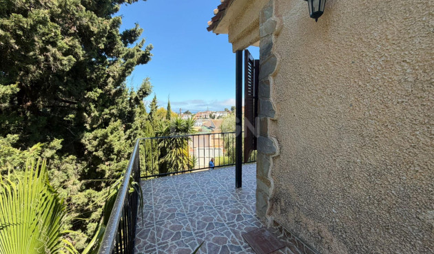 Wiederverkauf - Villa - Torrevieja - Los Balcones - Los Altos del Edén