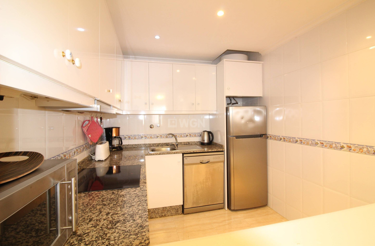 Wiederverkauf - Wohnung - Torrevieja - Centro