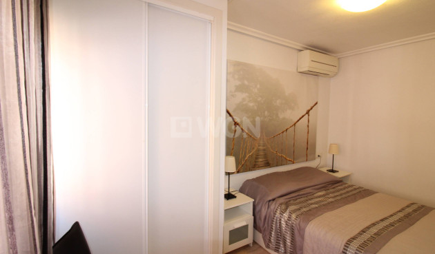 Wiederverkauf - Wohnung - Torrevieja - Centro