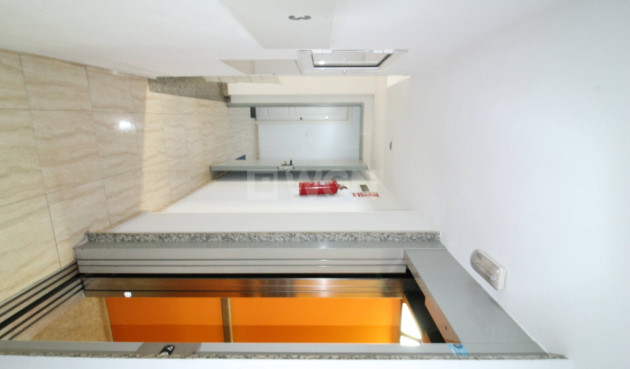 Wiederverkauf - Wohnung - Torrevieja - Centro