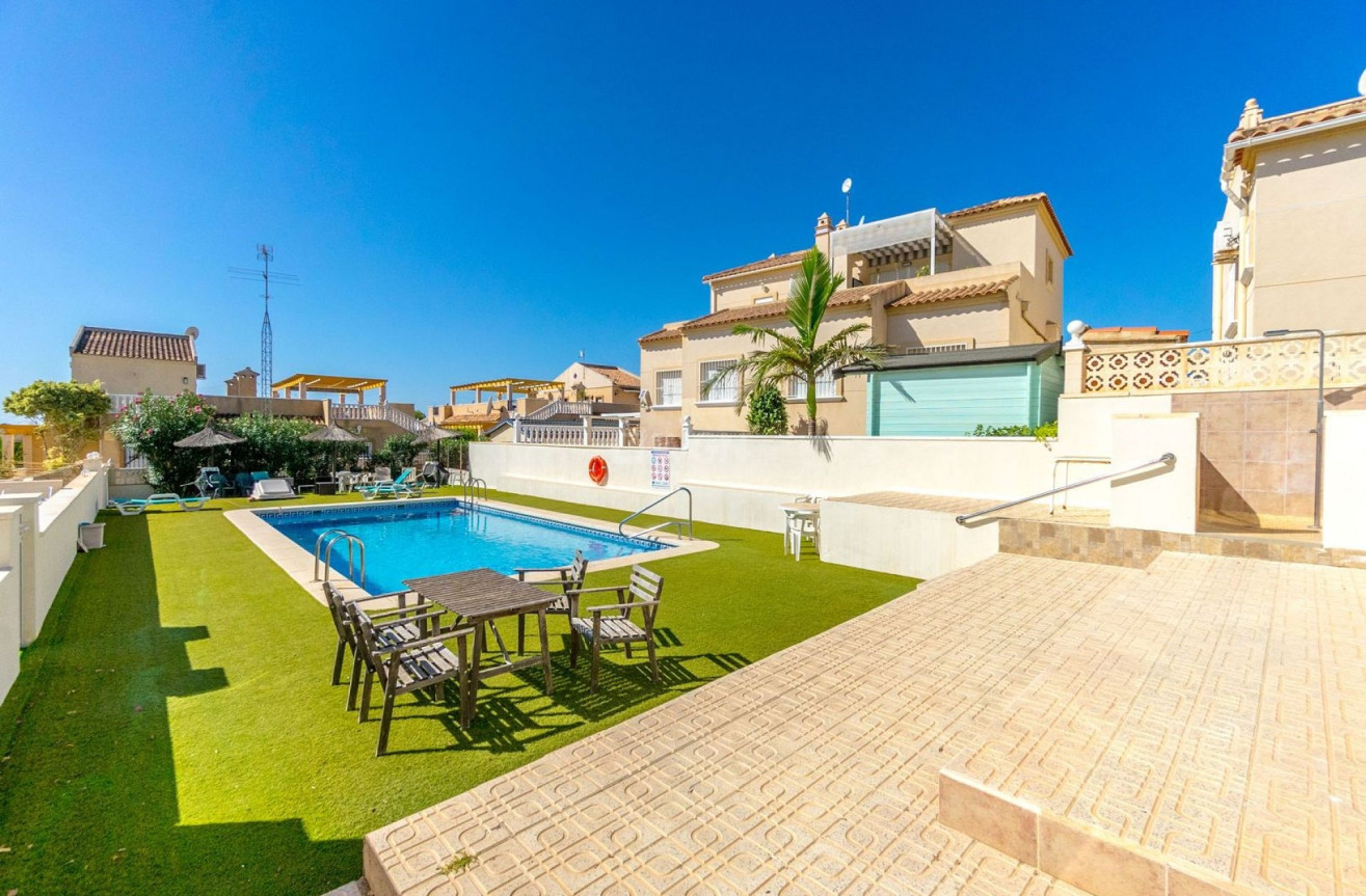 Odsprzedaż - Villa - Orihuela Costa - Costa Blanca