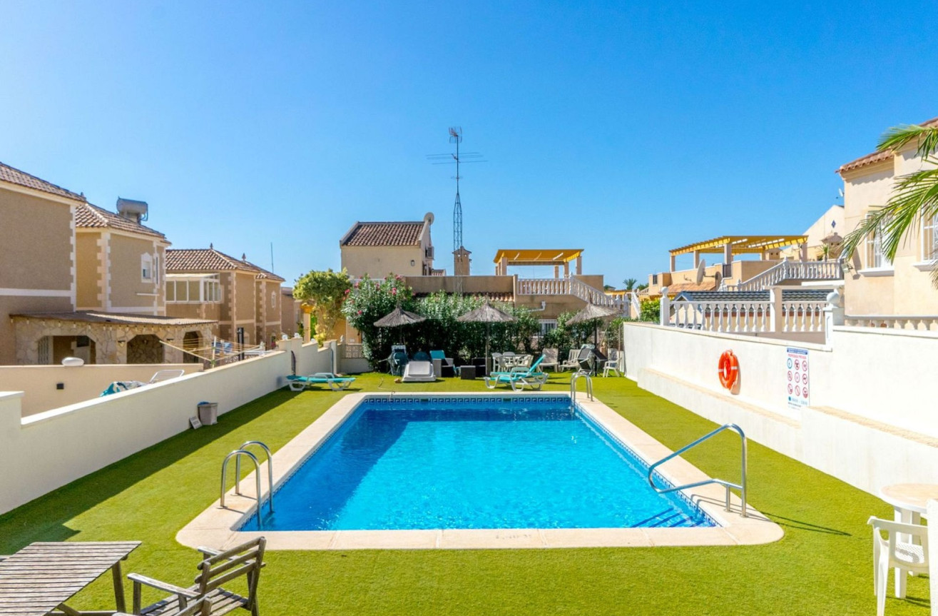 Odsprzedaż - Villa - Orihuela Costa - Costa Blanca