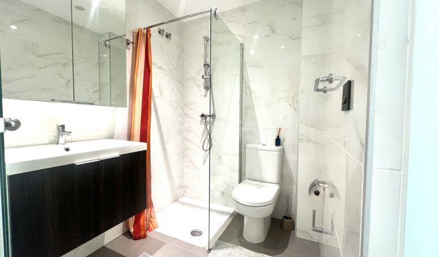 Odsprzedaż - Mieszkanie w bloku - La Zenia - Costa Blanca