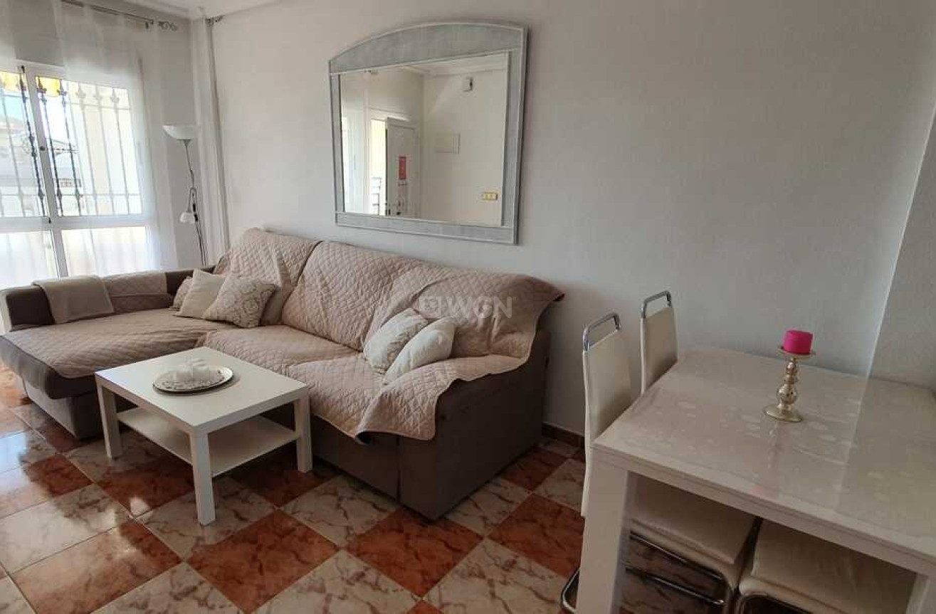 Odsprzedaż - Mieszkanie w bloku - Cabo Roig - Costa Blanca