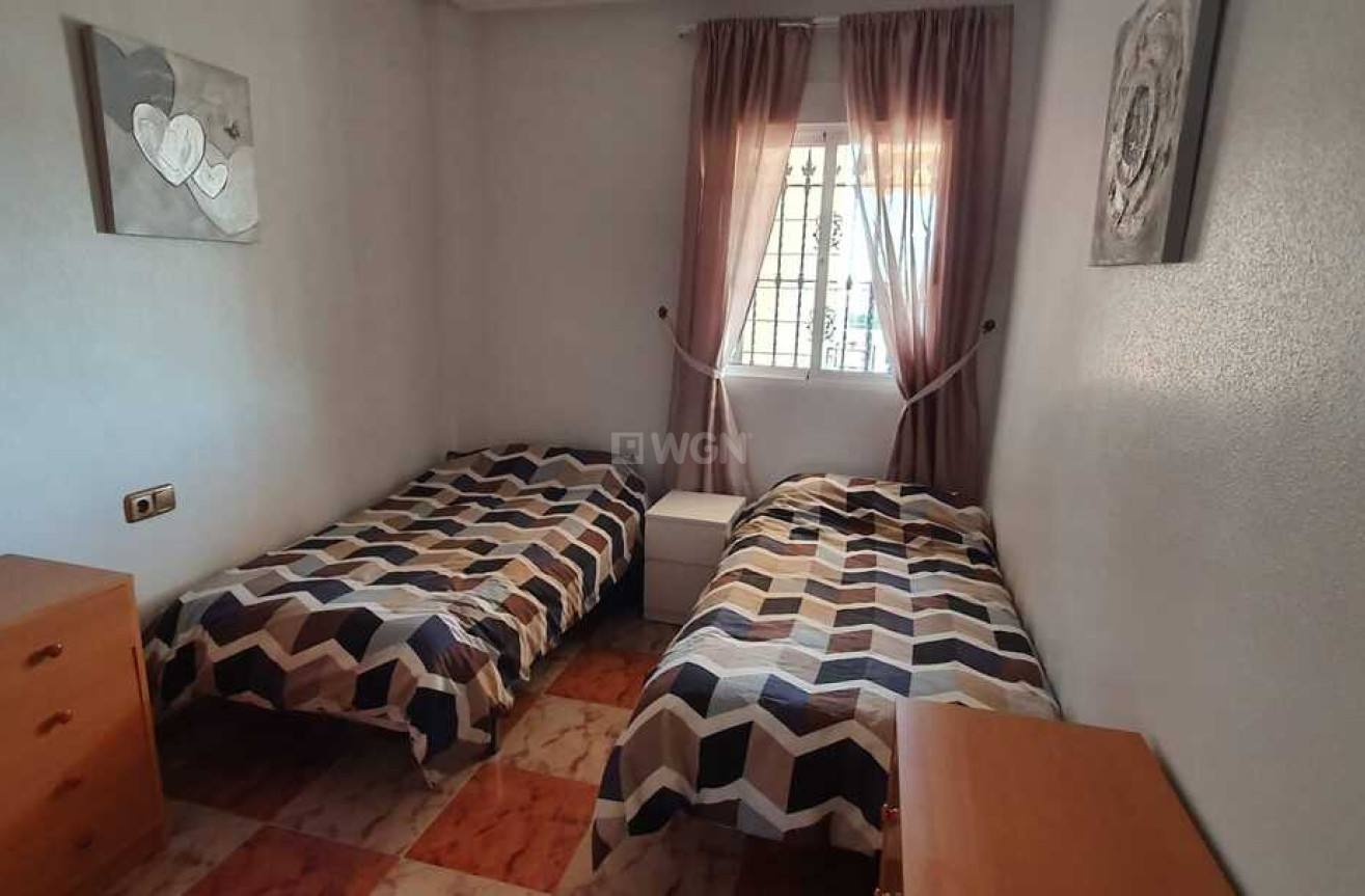 Odsprzedaż - Mieszkanie w bloku - Cabo Roig - Costa Blanca