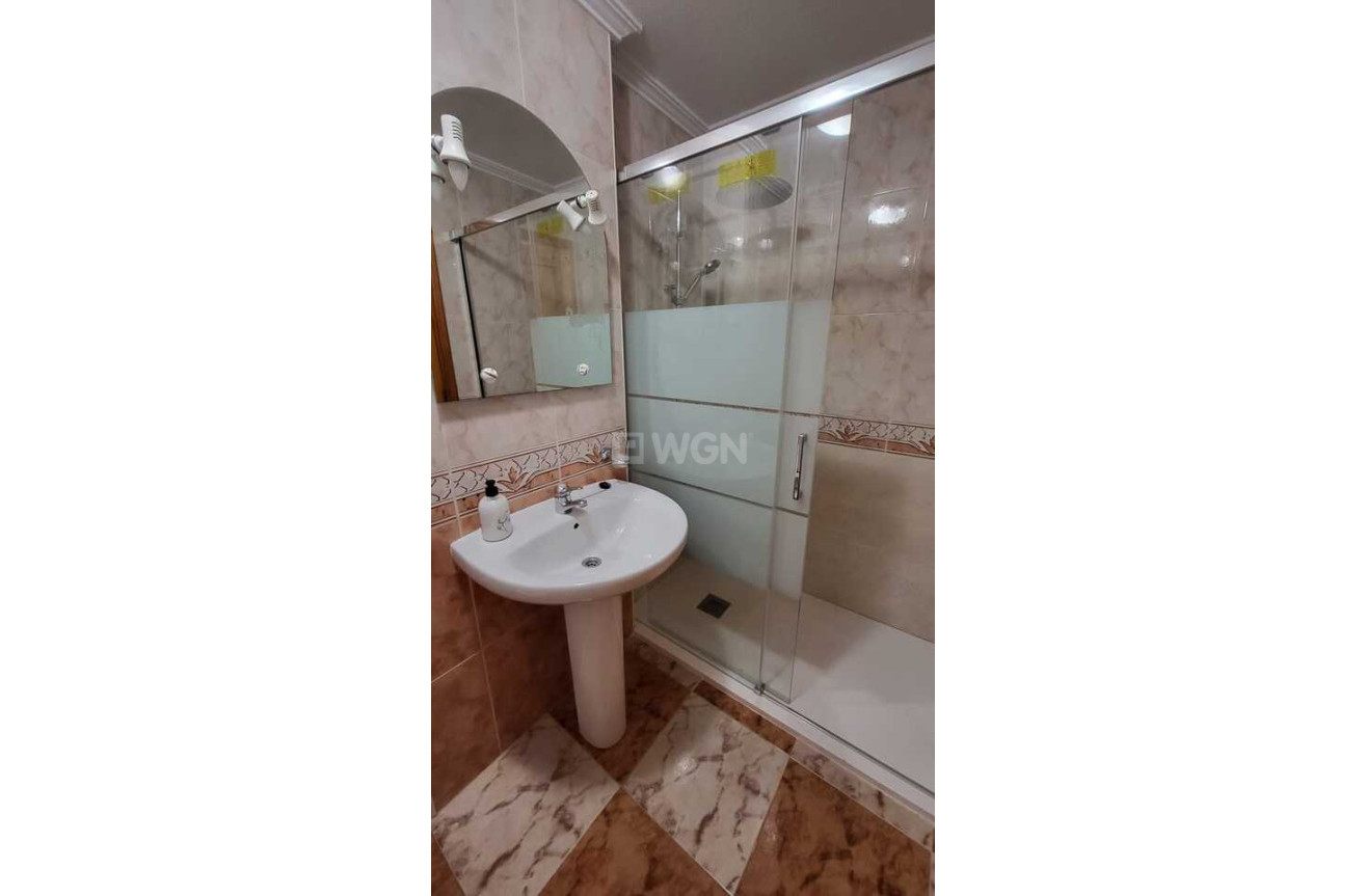 Odsprzedaż - Mieszkanie w bloku - Cabo Roig - Costa Blanca