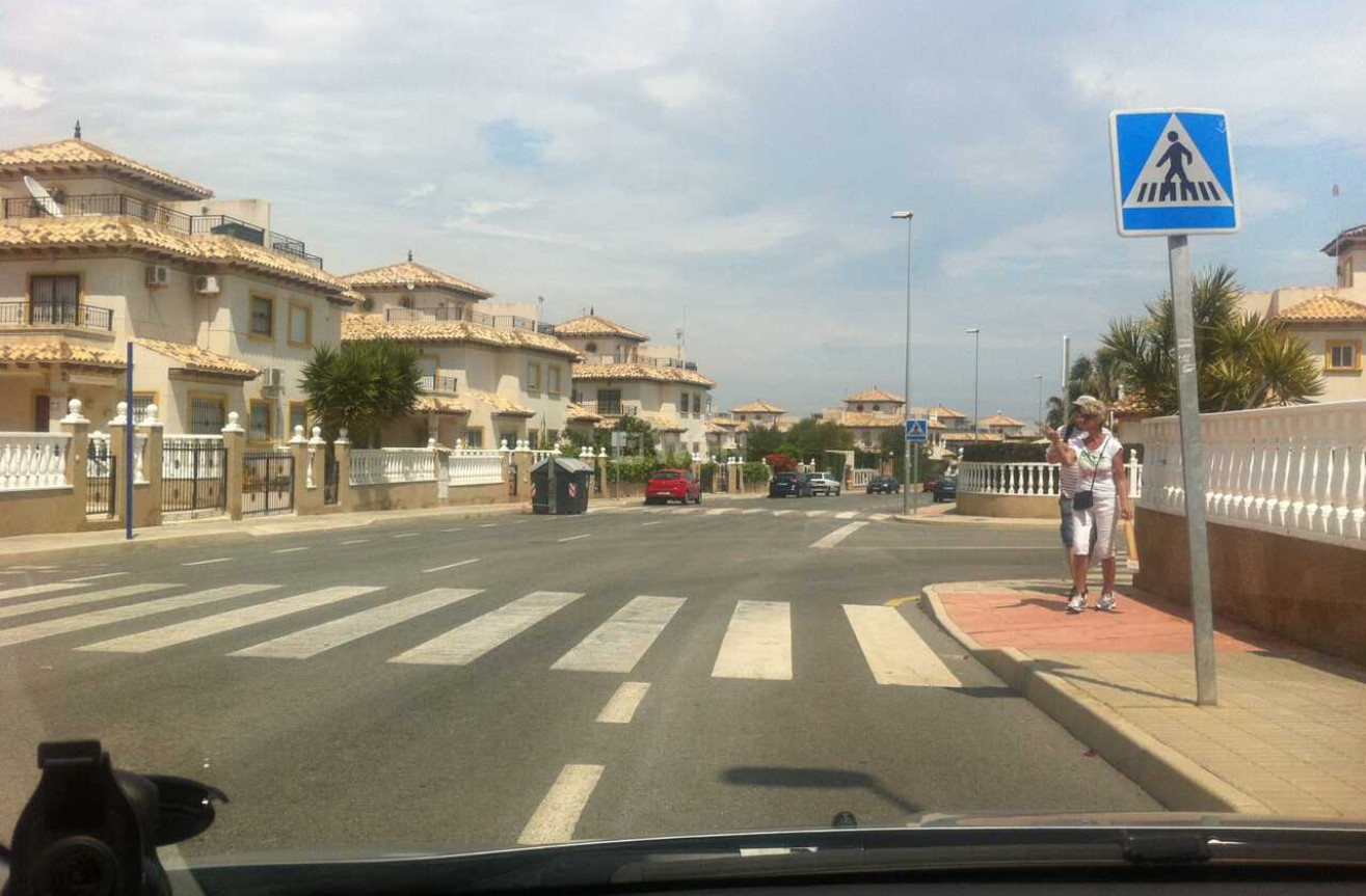 Odsprzedaż - Mieszkanie w bloku - Cabo Roig - Costa Blanca