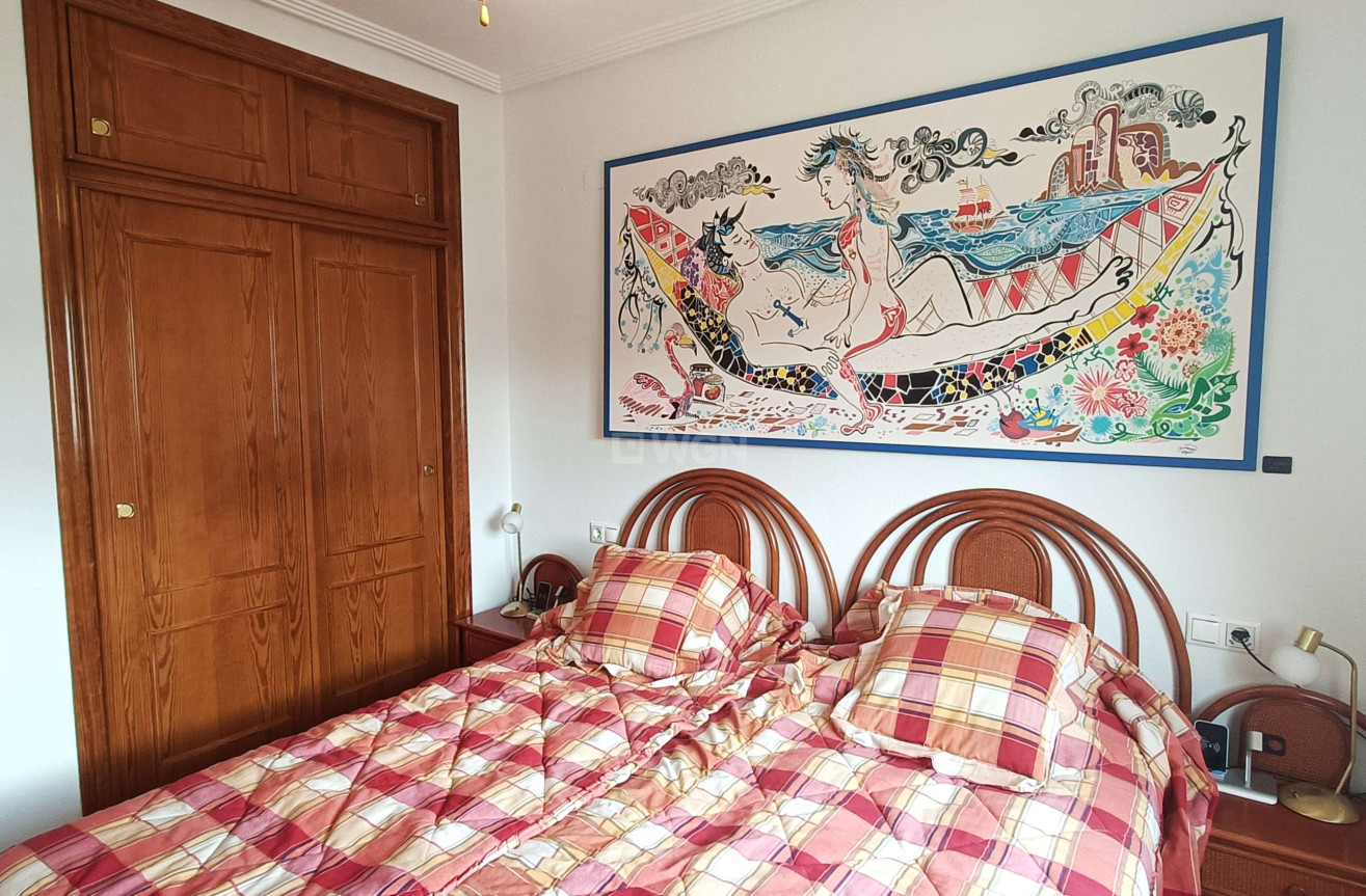 Odsprzedaż - Mieszkanie w bloku - Villamartin - Costa Blanca