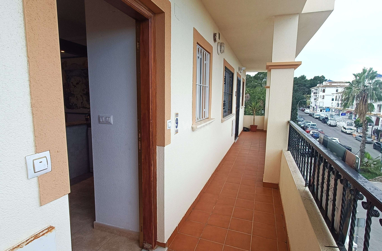 Odsprzedaż - Mieszkanie w bloku - Villamartin - Costa Blanca