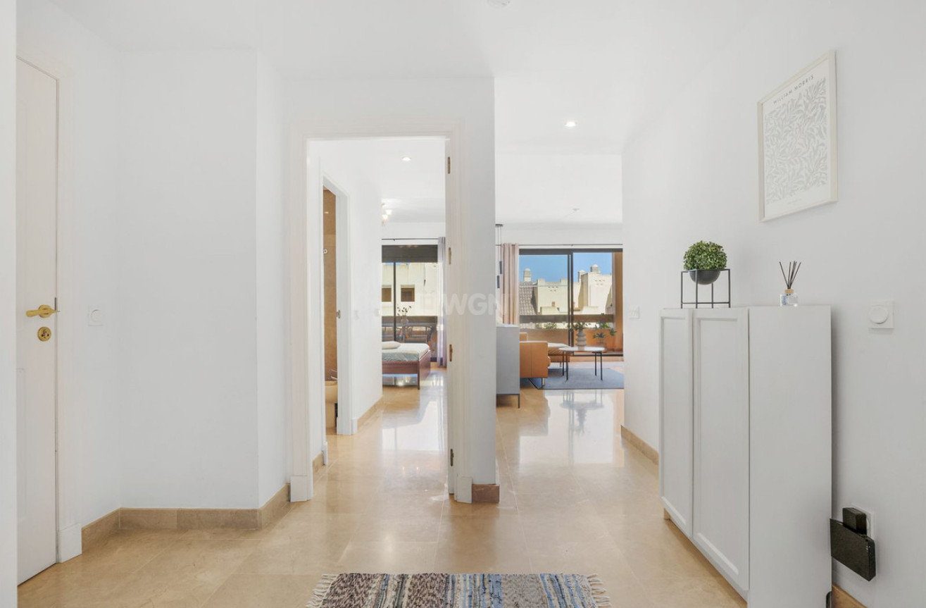 Odsprzedaż - Mieszkanie w bloku - Manilva - Inland