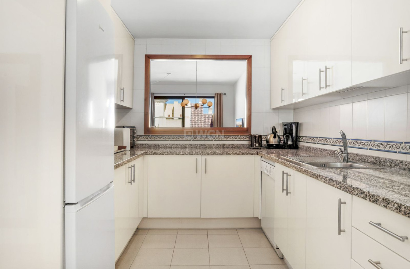 Odsprzedaż - Mieszkanie w bloku - Manilva - Inland