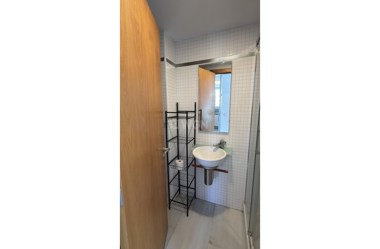 Odsprzedaż - Mieszkanie w bloku - Villajoyosa - Finestrat