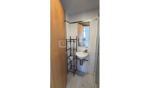 Odsprzedaż - Mieszkanie w bloku - Villajoyosa - Finestrat