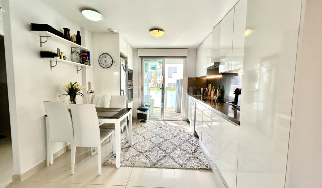 Wiederverkauf - Wohnung - Punta Prima - Costa Blanca