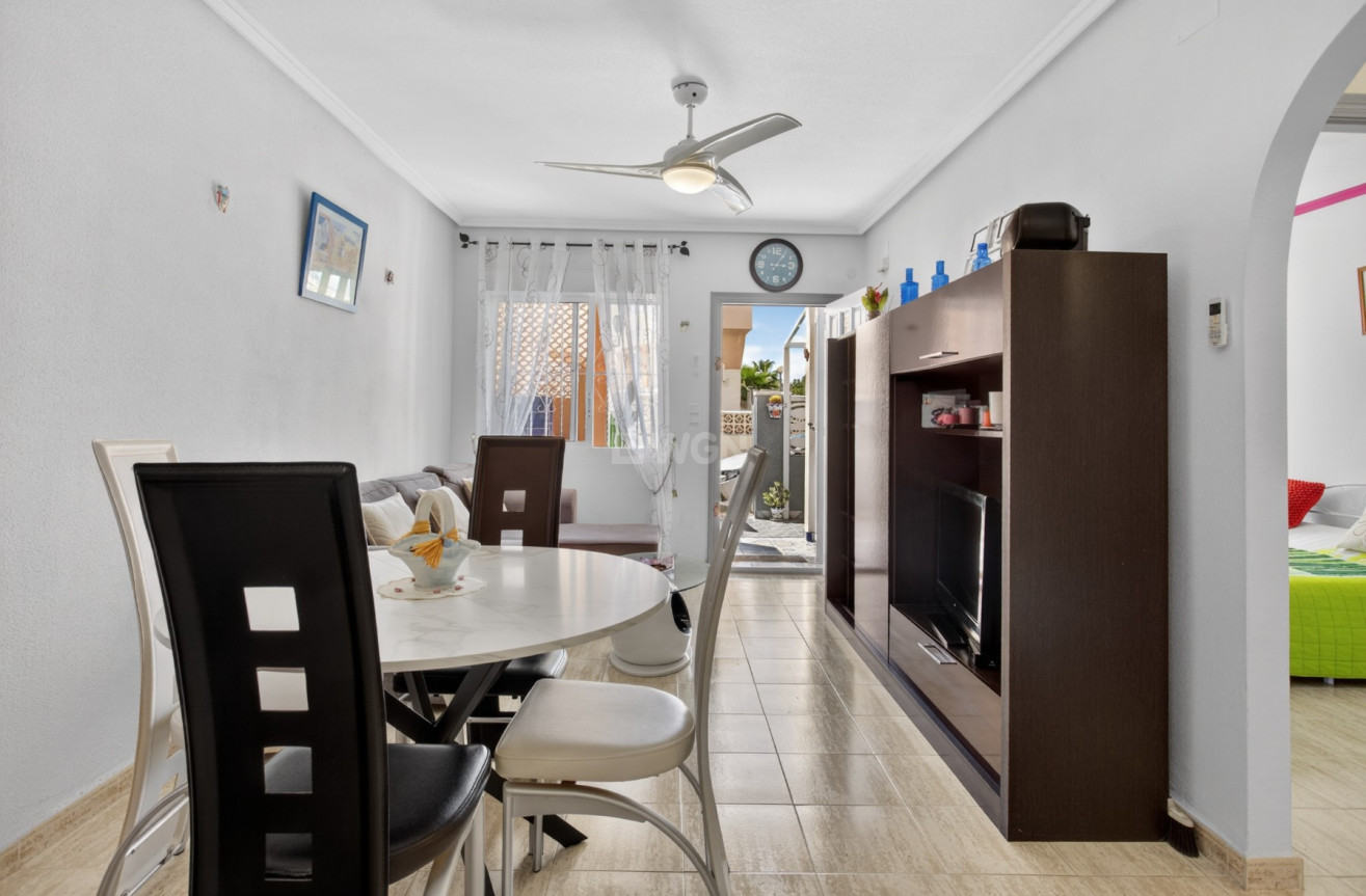 Odsprzedaż - Mieszkanie w bloku - Orihuela Costa - Costa Blanca