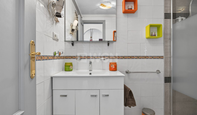 Odsprzedaż - Mieszkanie w bloku - Orihuela Costa - Costa Blanca