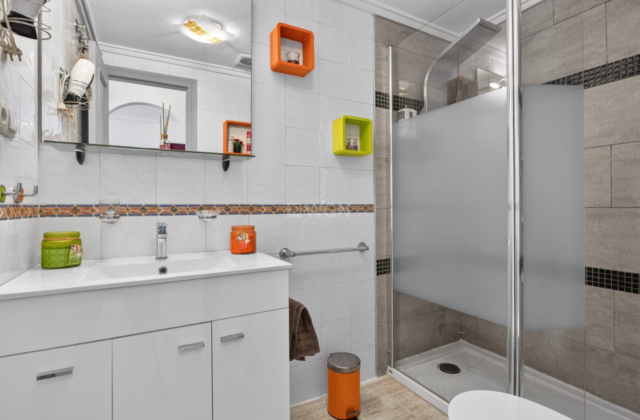 Odsprzedaż - Mieszkanie w bloku - Orihuela Costa - Costa Blanca