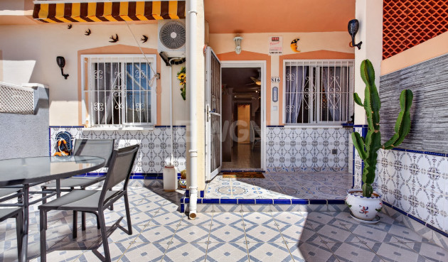 Odsprzedaż - Mieszkanie w bloku - Orihuela Costa - Costa Blanca