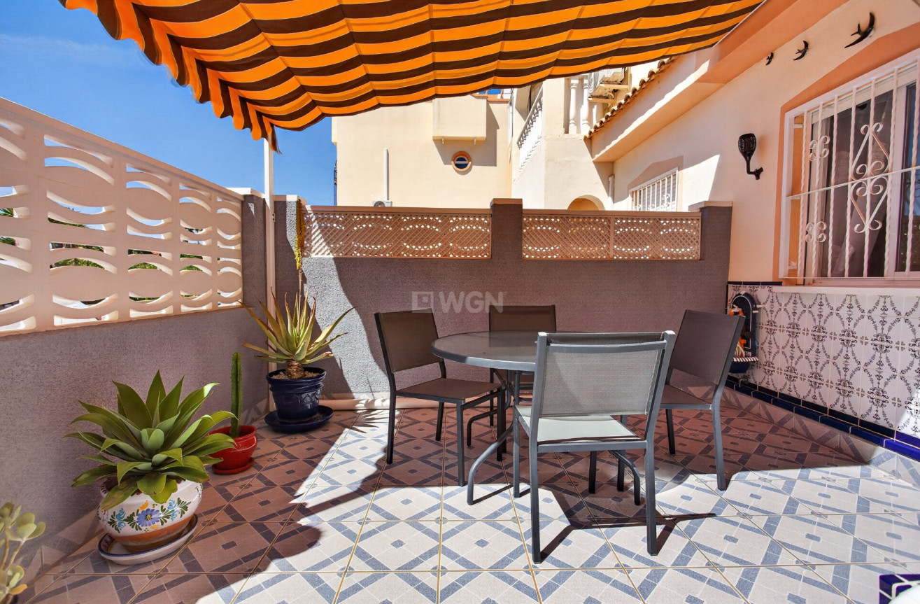 Odsprzedaż - Mieszkanie w bloku - Orihuela Costa - Costa Blanca