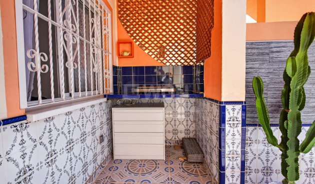 Odsprzedaż - Mieszkanie w bloku - Orihuela Costa - Costa Blanca