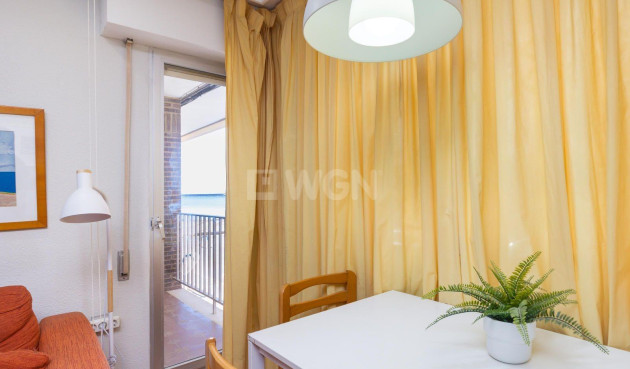 Odsprzedaż - Mieszkanie w bloku - Torrevieja - Acequion