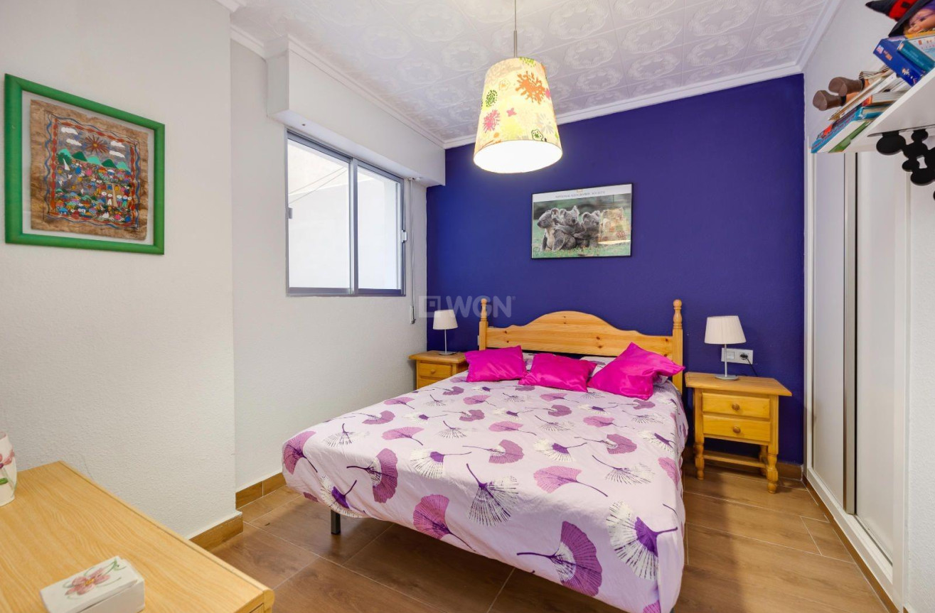 Odsprzedaż - Mieszkanie w bloku - Torrevieja - Acequion