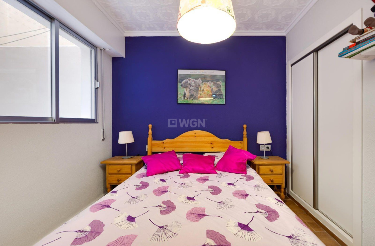 Odsprzedaż - Mieszkanie w bloku - Torrevieja - Acequion