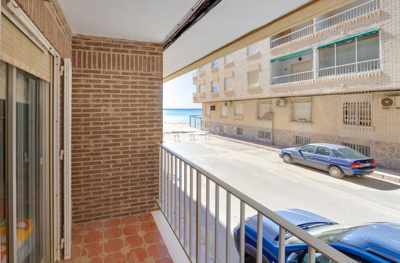 Odsprzedaż - Mieszkanie w bloku - Torrevieja - Acequion