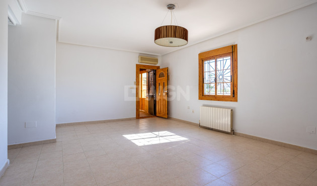 Resale - Villa - Benijofar - Costa Blanca