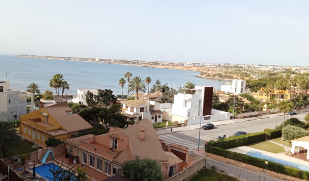 Odsprzedaż - Mieszkanie w bloku - Torrevieja - Punta Prima