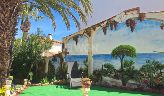 Odsprzedaż - Villa - Orihuela Costa - Costa Blanca