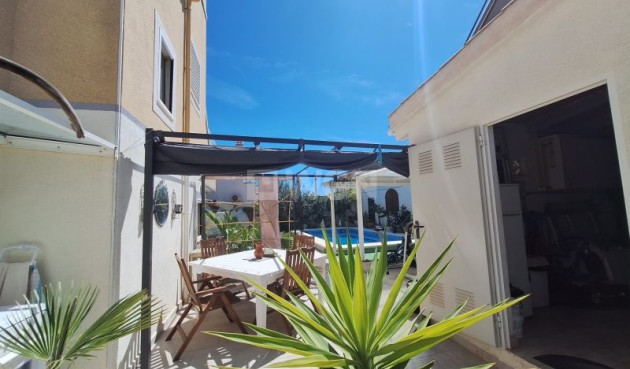 Odsprzedaż - Villa - Orihuela Costa - Costa Blanca