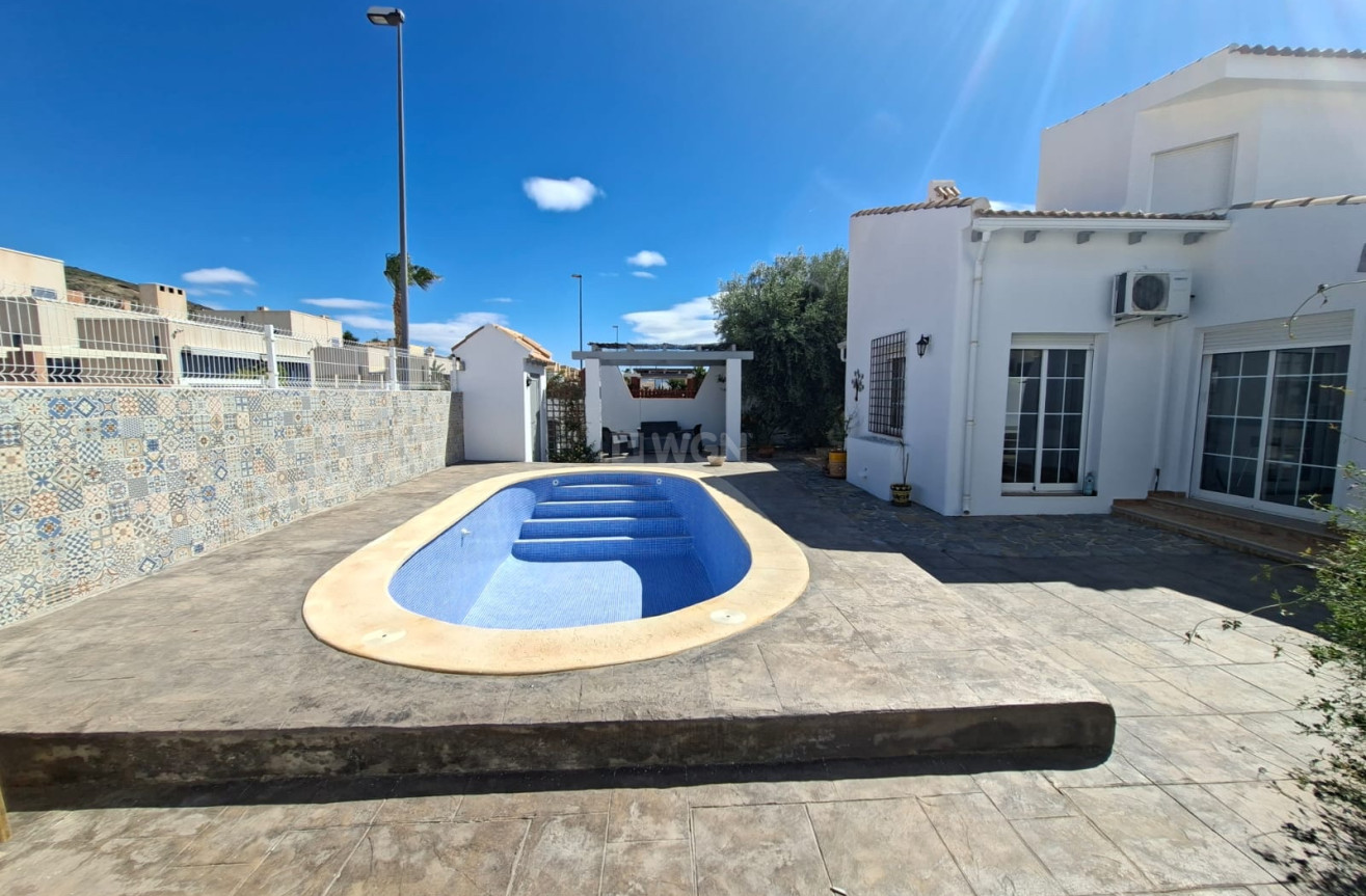 Odsprzedaż - Villa - Fortuna - Inland