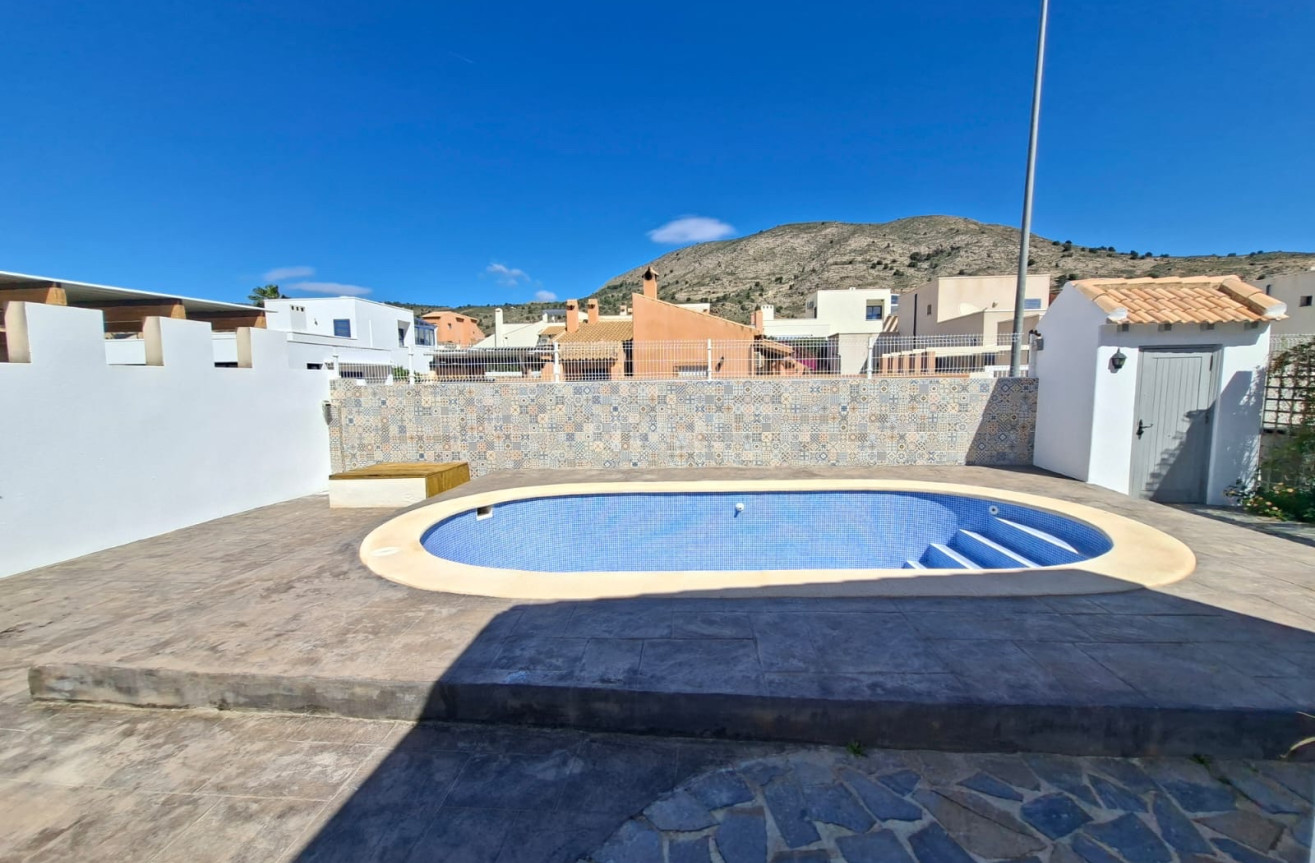 Odsprzedaż - Villa - Fortuna - Inland