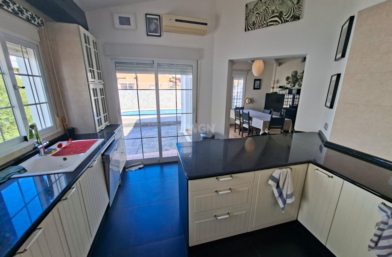 Odsprzedaż - Villa - Fortuna - Inland