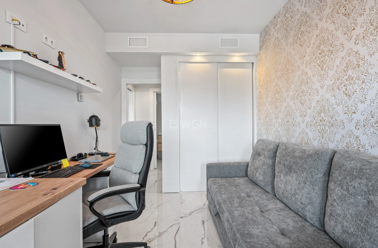 Odsprzedaż - Mieszkanie w bloku - Orihuela Costa - Costa Blanca