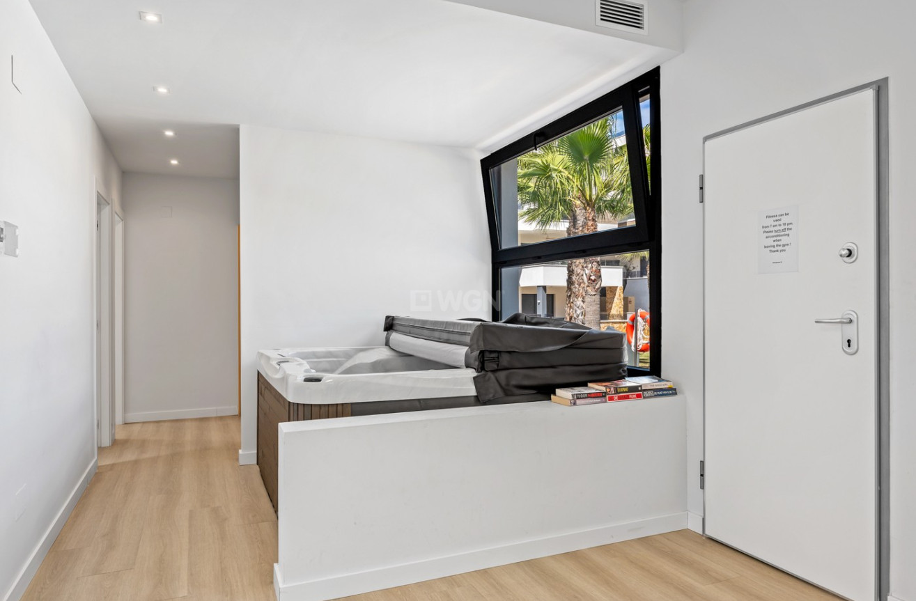 Odsprzedaż - Mieszkanie w bloku - Orihuela Costa - Costa Blanca