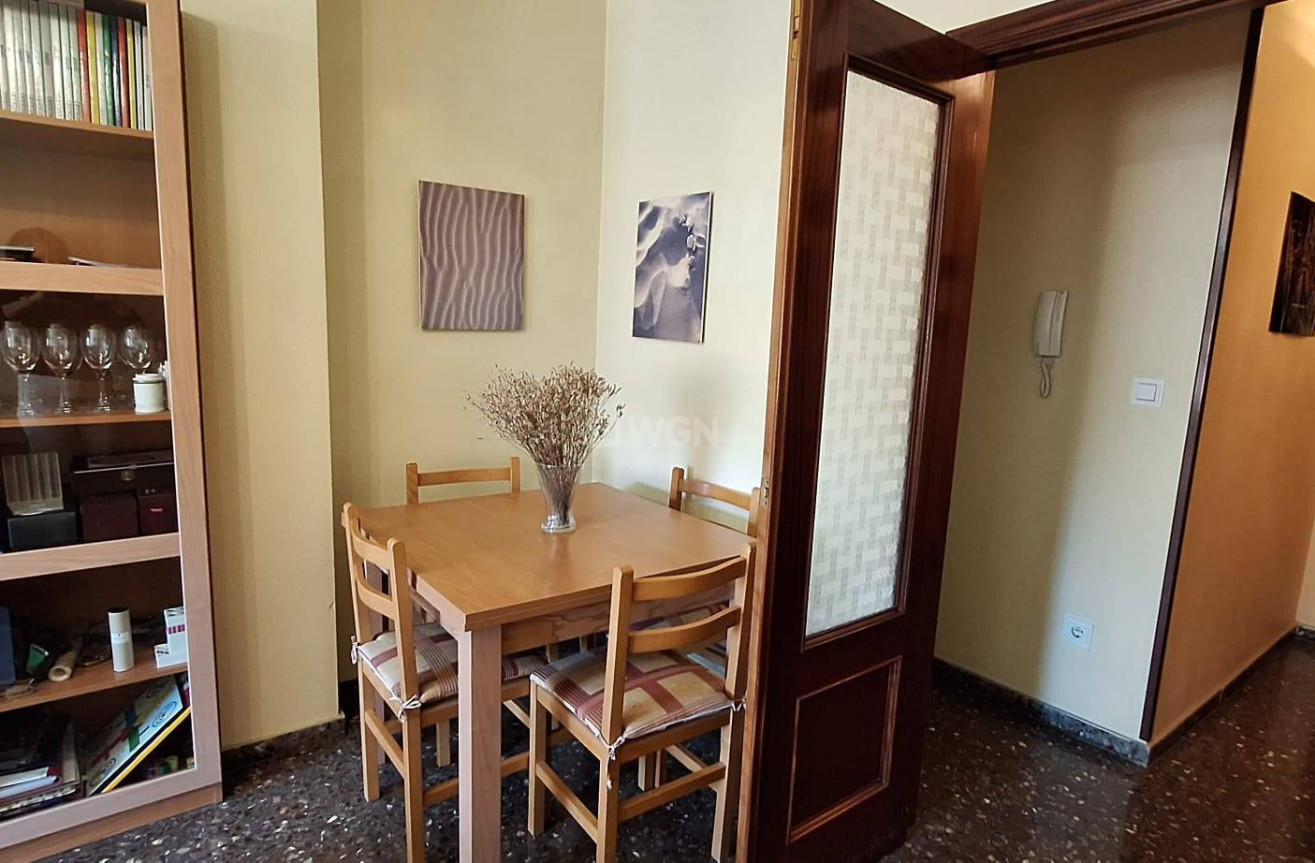 Odsprzedaż - Mieszkanie w bloku - Murcia - San Benito-patiño