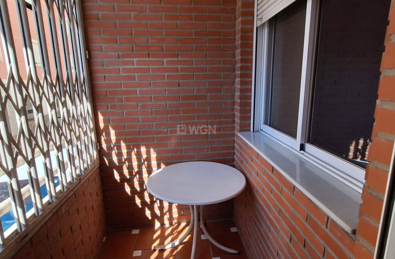 Odsprzedaż - Mieszkanie w bloku - Murcia - San Benito-patiño
