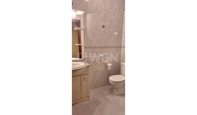 Odsprzedaż - Mieszkanie w bloku - Murcia - San Benito-patiño