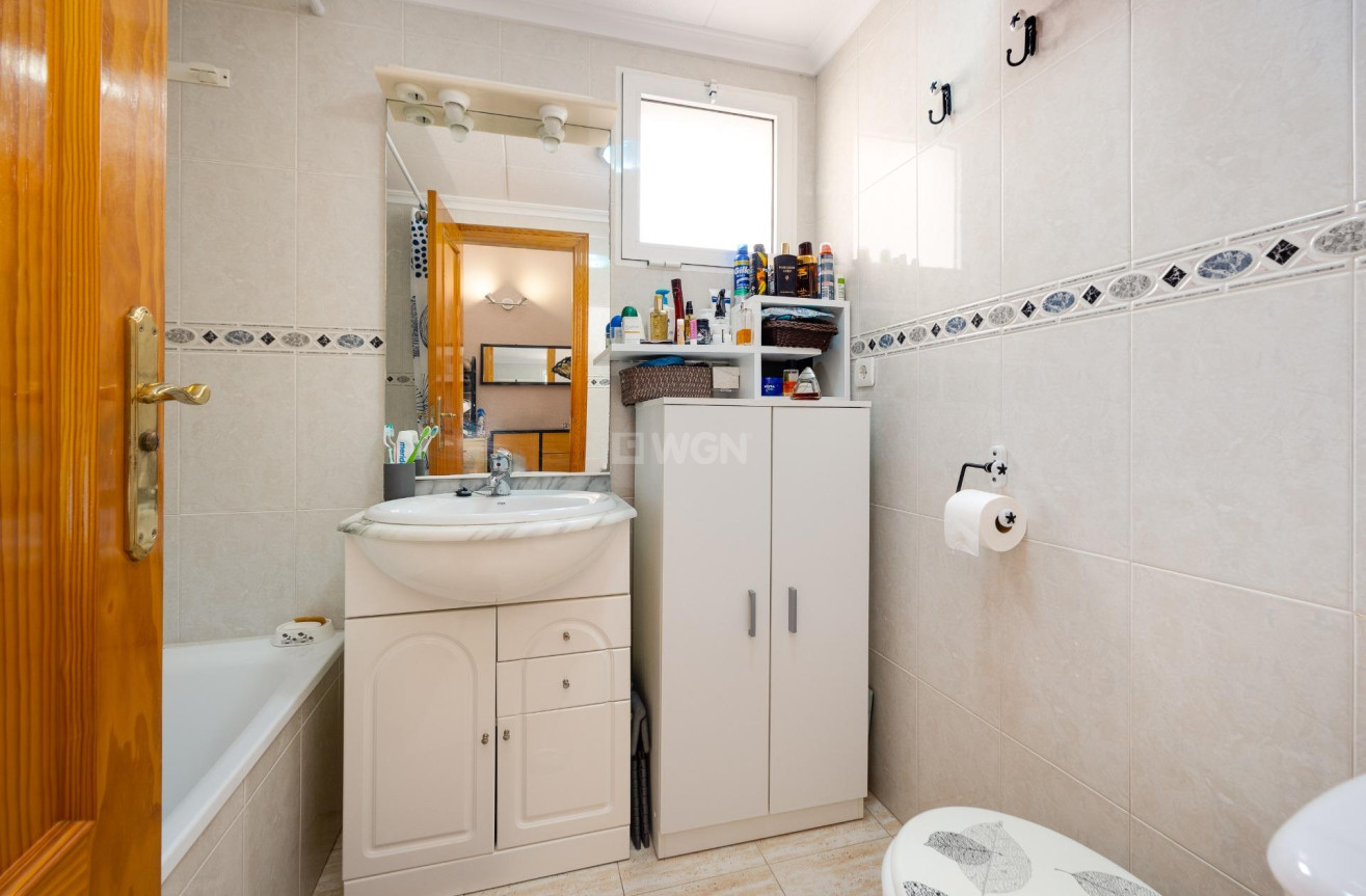 Wiederverkauf - Wohnung - Torrevieja - Estacion De Autobuses