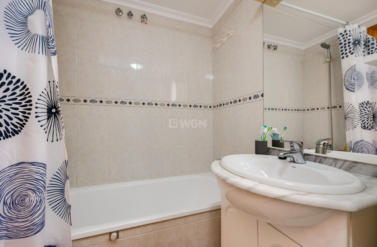 Wiederverkauf - Wohnung - Torrevieja - Estacion De Autobuses