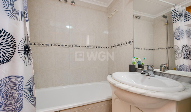 Wiederverkauf - Wohnung - Torrevieja - Estacion De Autobuses