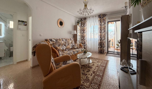 Odsprzedaż - Mieszkanie w bloku - Torrevieja - Nueva Torrevieja