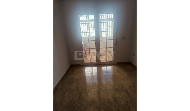 Odsprzedaż - Kamienica - Torre Pacheco - Balsicas