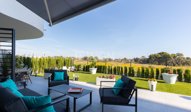 Resale - Apartment / flat - Torrevieja - Costa Blanca